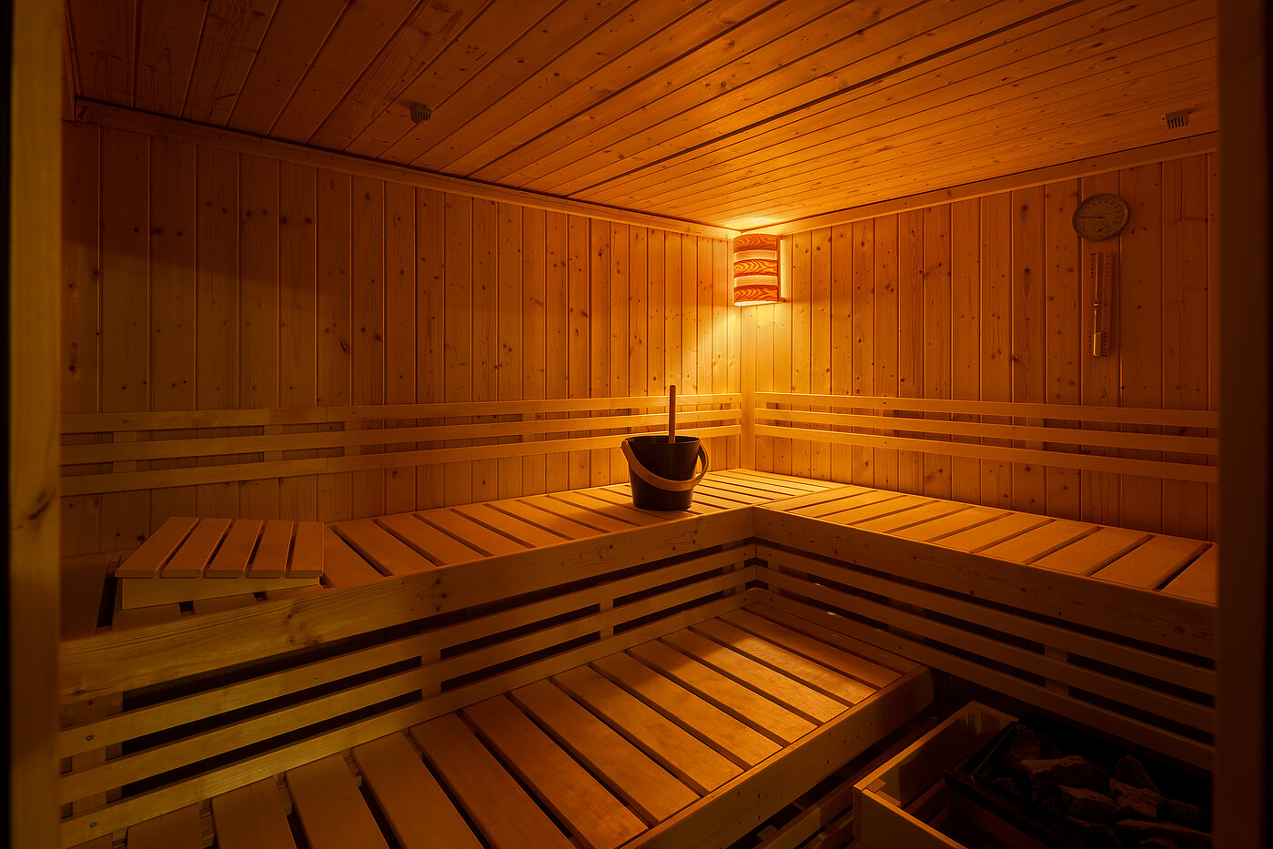 联排别墅 与 5 房间 | München-Aubing | 70162 | ...mit Sauna