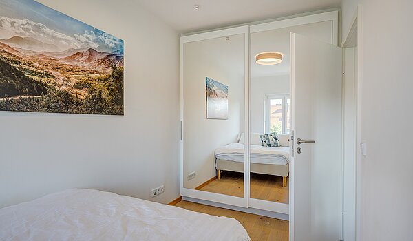 公寓 与 1 房间 | München-Schwabing | 70198 | Kleiderschrank mit Stauraum