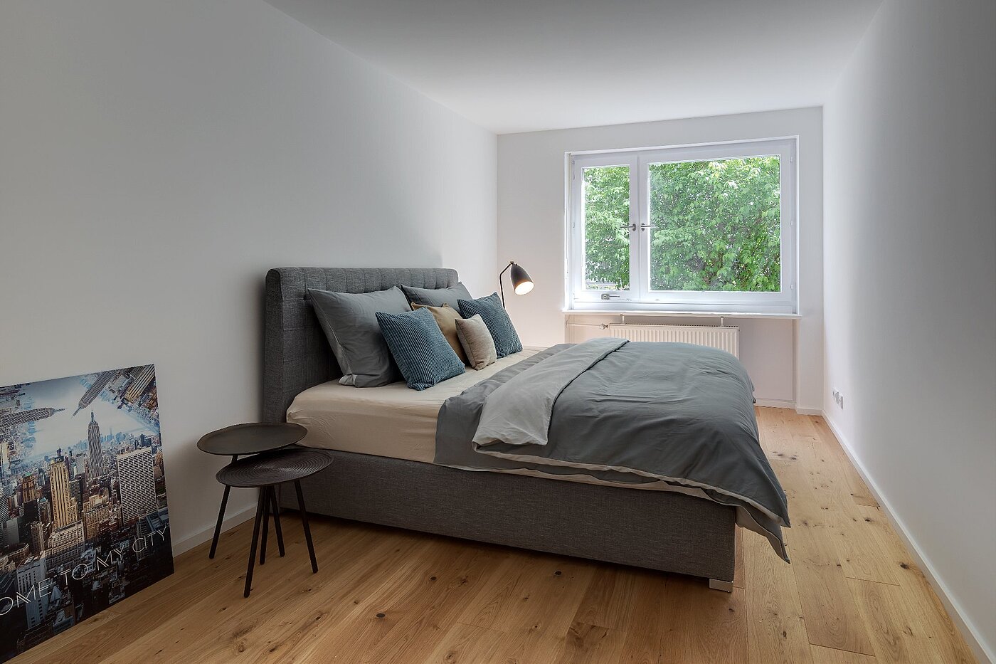 多层公寓 与 3 房间 | München-Neuhausen | 1803D7 | Großzügiges Schlafzimmer