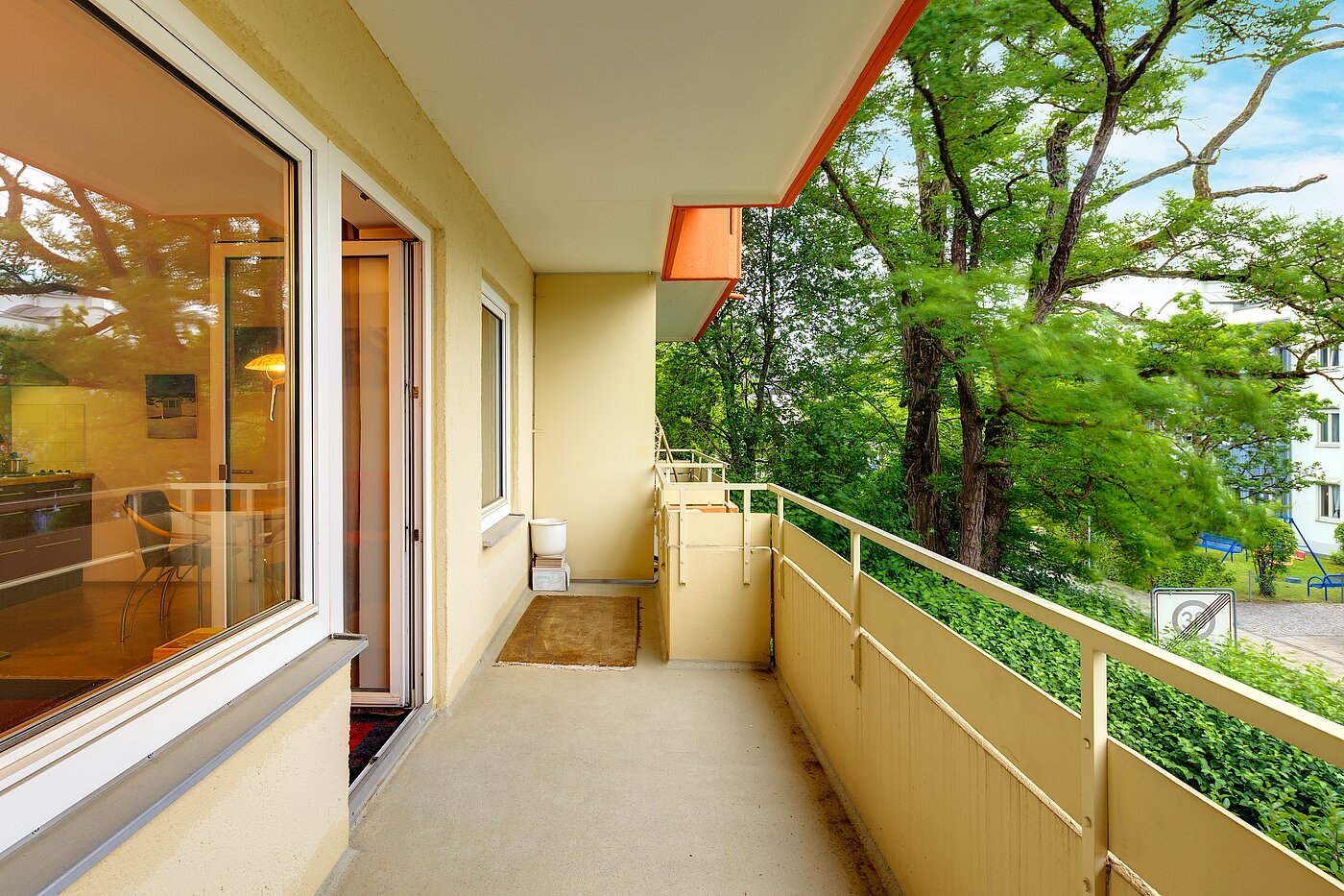多层公寓 与 1 房间 | Ottobrunn | 2301ML1 | ...vom Wohnzimmer begehbar