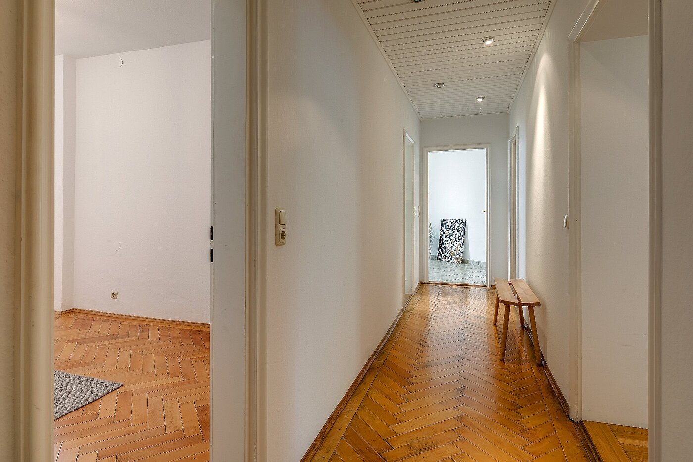 多层公寓 与 3.5 房间 | München-Haidhausen | 1803ML1 | Blick zur Küche