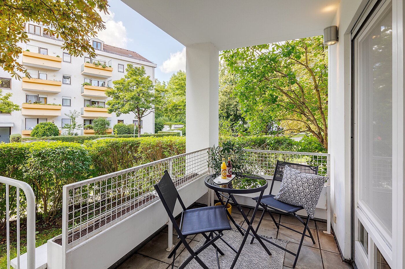 多层公寓 与 2 房间 | München-Pasing | 2108ML1 | ...Zugang zur Loggia