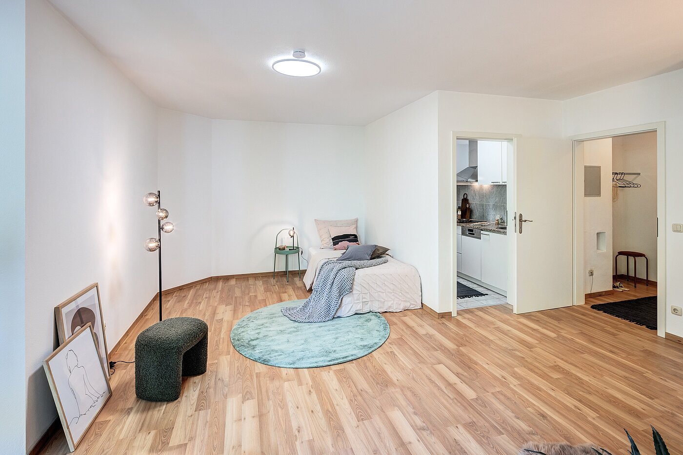 多层公寓 与 1 房间 | München-Schwabing | 70249 | Abgeschlossene...