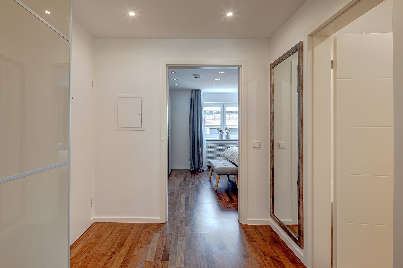 多层公寓 与 2 房间 | München-Schwabing | 70434 | Diele zum...