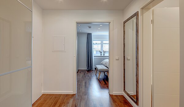多层公寓 与 2 房间 | München-Schwabing | 70434 | Diele zum...