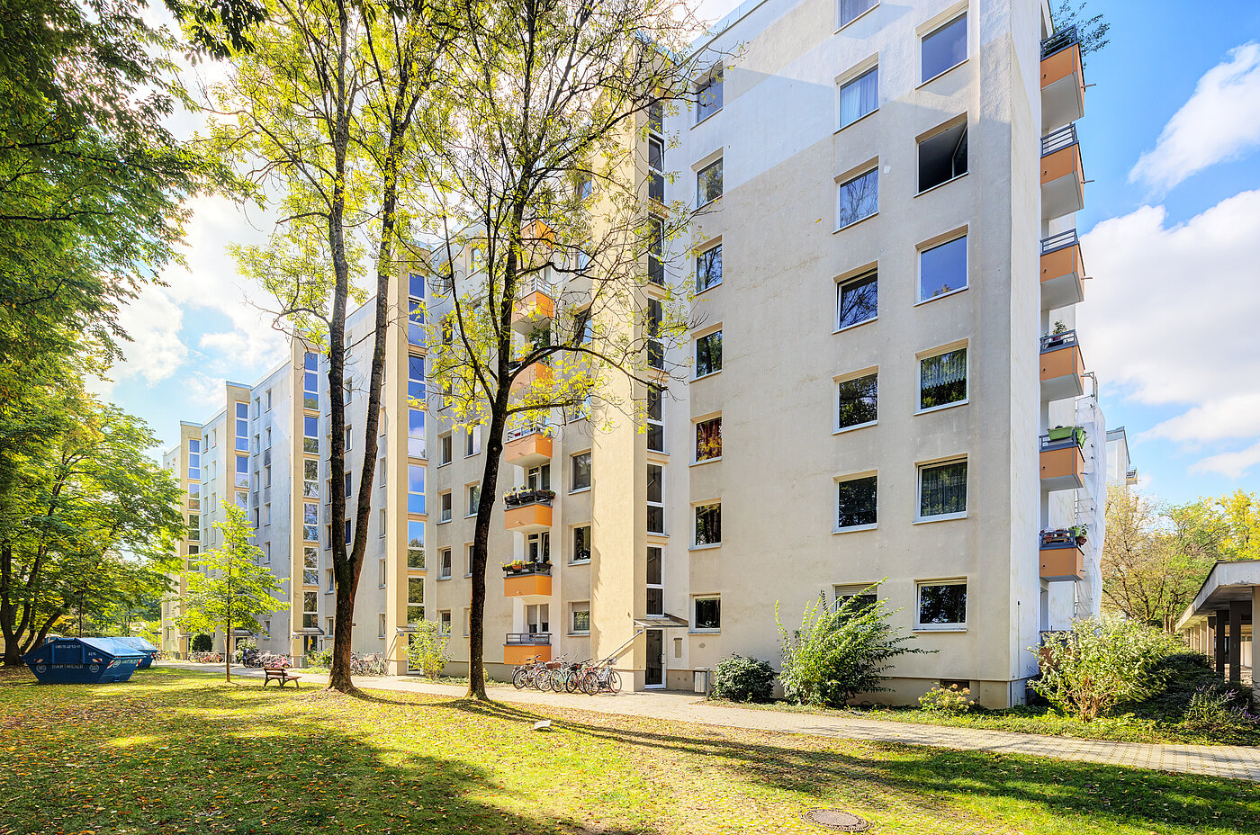 多层公寓 与 2 房间 | München-Bogenhausen | 70287 | Ansicht Eingangsseite