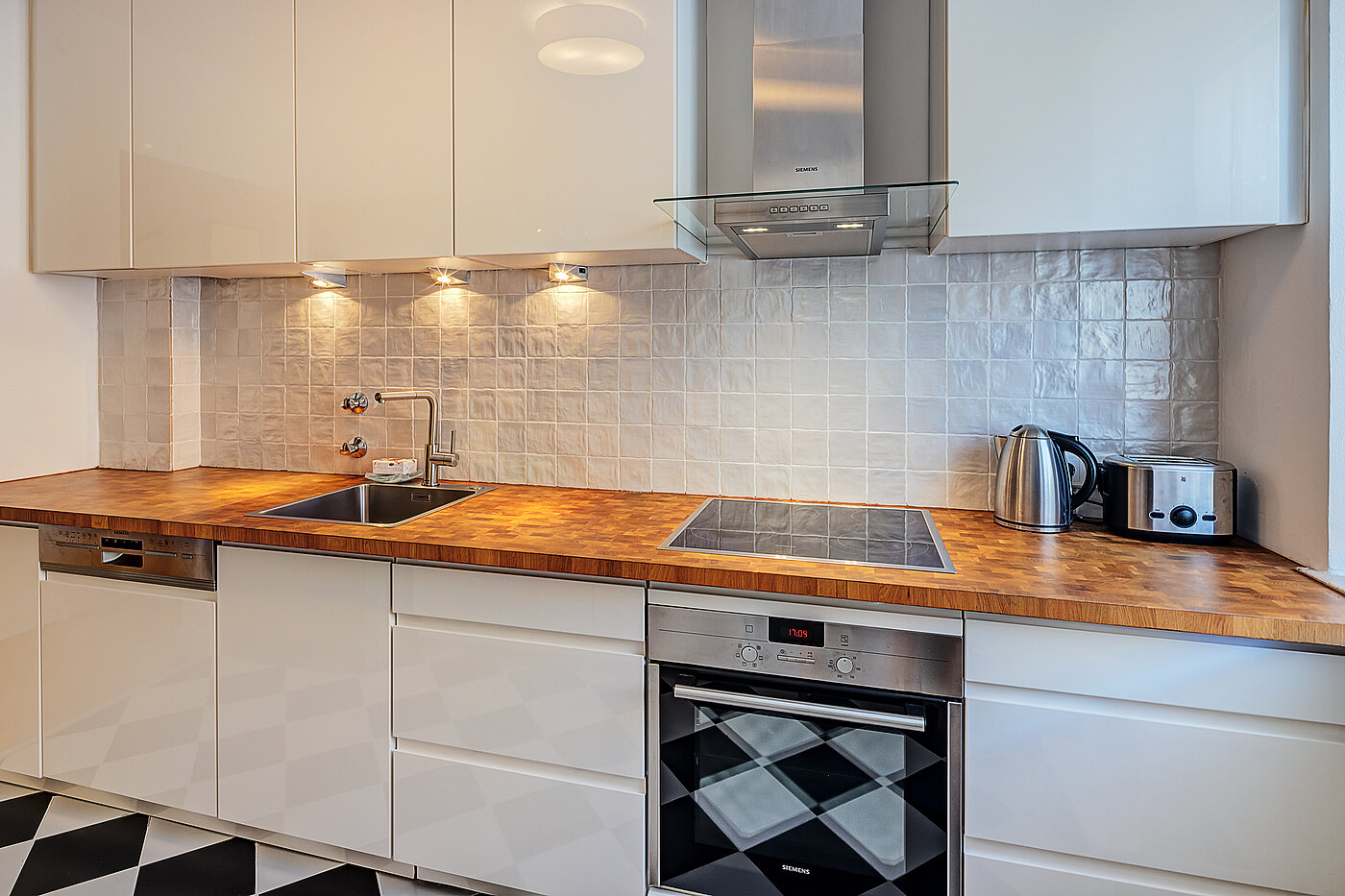 多层公寓 与 3 房间 | München-Haidhausen | 70447 | Küchenzeile