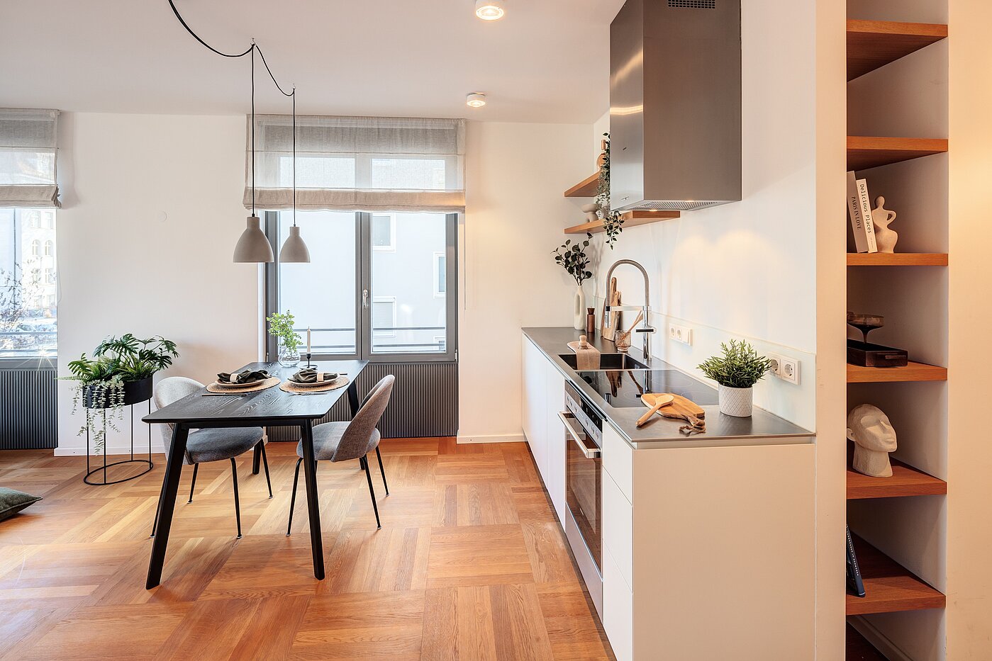 多层公寓 与 2 房间 | München-Schwabing | 70195 | ...mit Essplatz