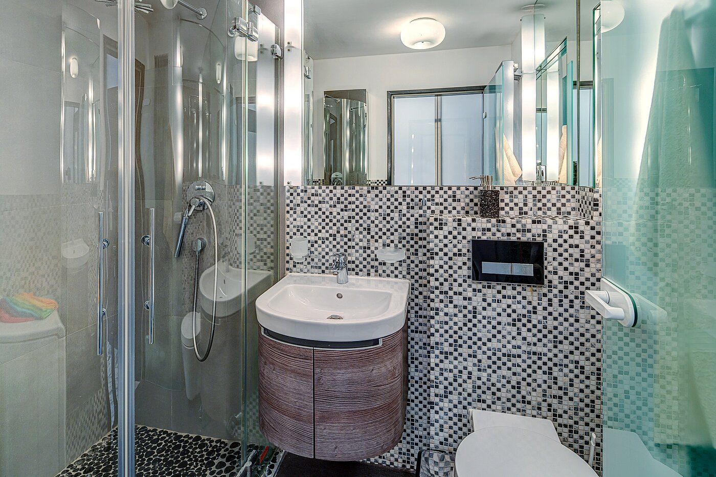 多层公寓 与 1 房间 | München-Maxvorstadt | 70467 | Duschbad mit...