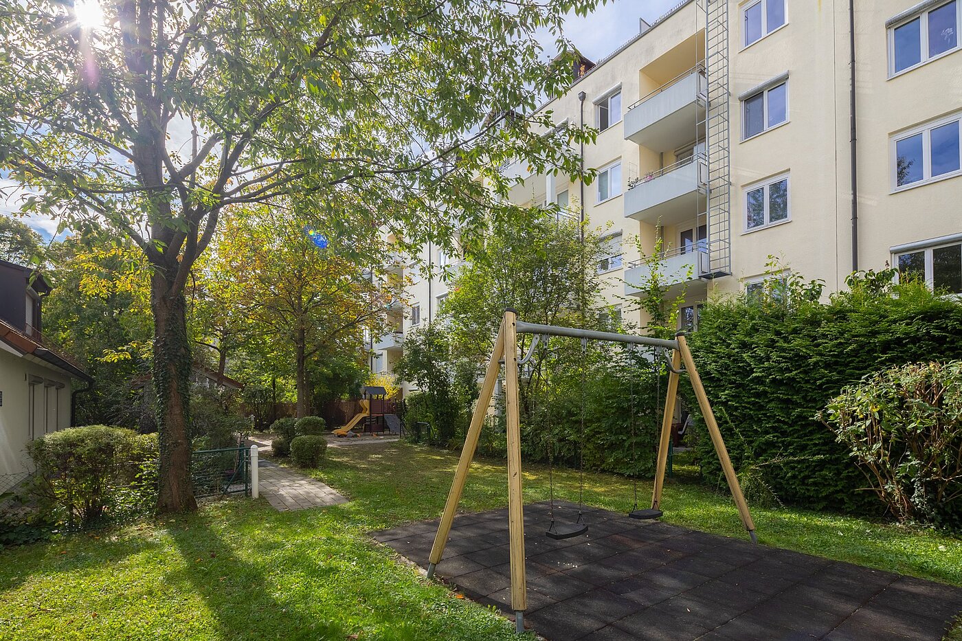 多层公寓 与 2 房间 | München-Sendling | 2010ML1 | Spielplatz im grünen Innenhof