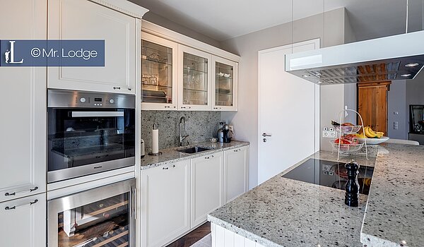 多层公寓 与 4 房间 | München-Berg am Laim | 1803ML3 | Luxuriöse Küche