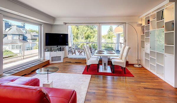 顶层公寓 与 2.5 房间 | München-Harlaching | 702581 | Wohn- und Essbereich