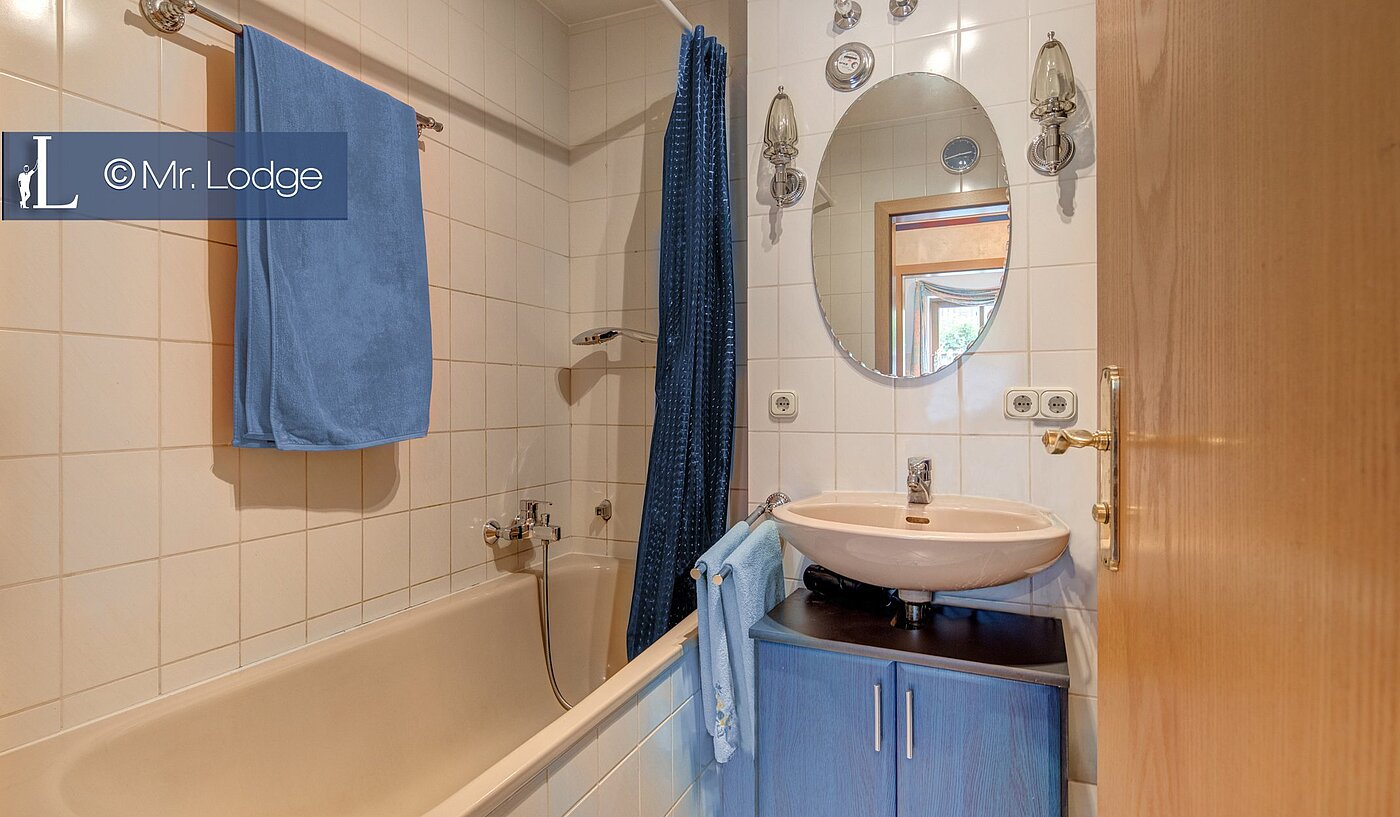 一楼公寓 与 2 房间 | München-Lochhausen | 1706ML1 | Bad