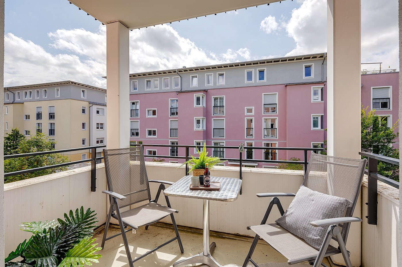 多层公寓 与 1 房间 | München-Pasing | 2108ML2 | Herlicher Südbalkon mit ...