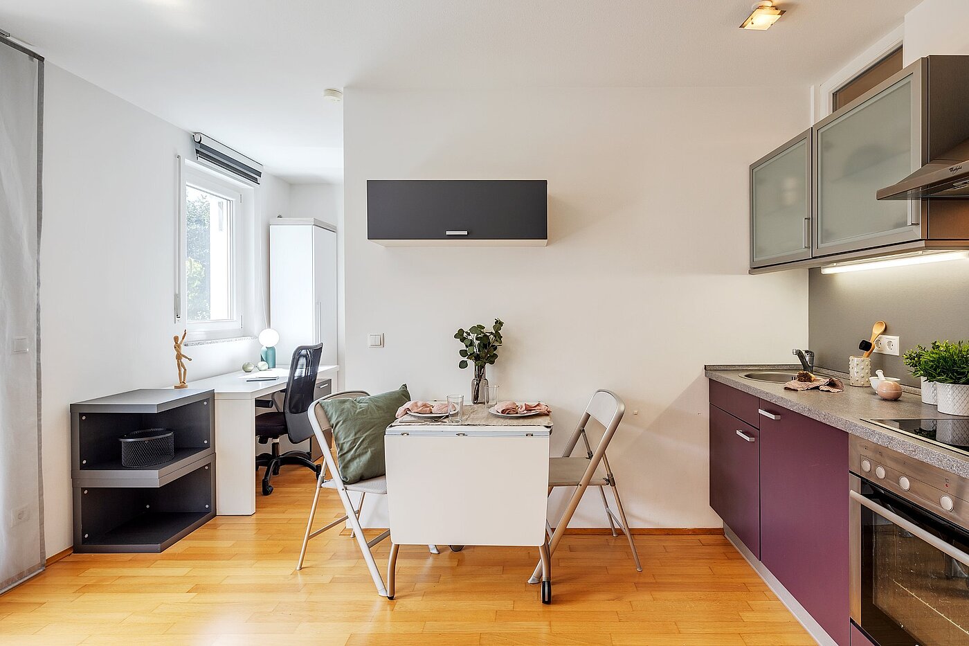 多层公寓 与 1 房间 | München-Pasing | 2108ML2 | Essplatz für 2 bis 4 Personen