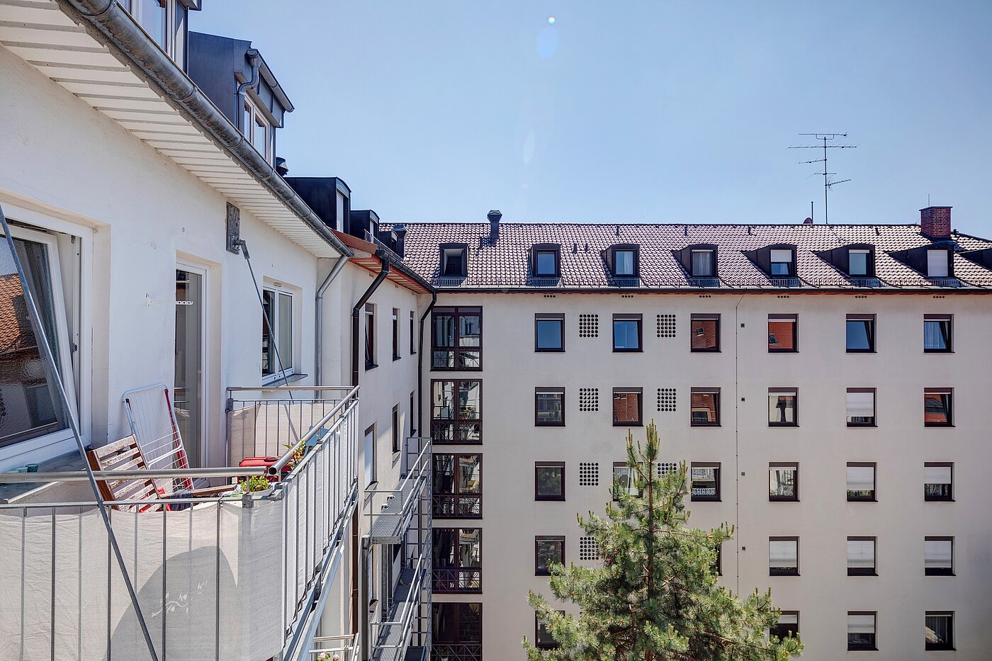 复式公寓 与 2.5 房间 | München-Ludwigsvorstadt | 2111ML5 | ...und Blick zum Innenhof...