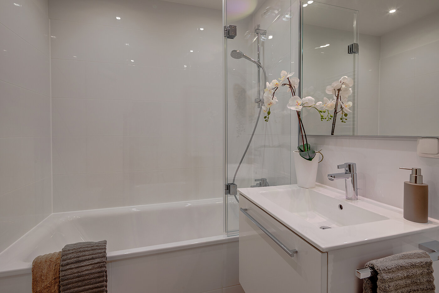 多层公寓 与 2 房间 | München-Schwabing | 70434 | Schickes...
