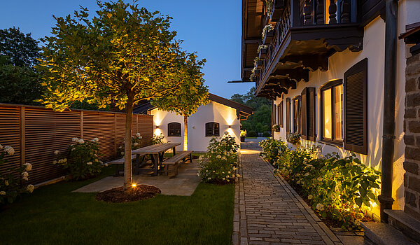特殊房产 与 15 房间 | Bad Wiessee | 701592 | Chalet II Innenhof