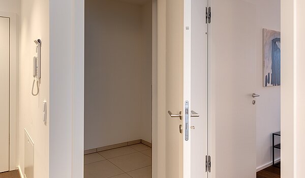 露台公寓 与 2 房间 | München-Harlaching | 70372 | Großer Abstellraum