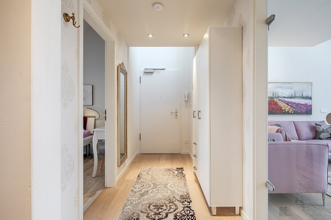 多层公寓 与 2.5 房间 | München-Moosach | 2012ML4 | Geräumiger Flur