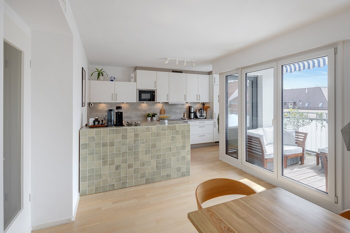 多层公寓 与 3 房间 | München-Ludwigsvorstadt | 70488 | ...mit allen elektrischen Geräten...