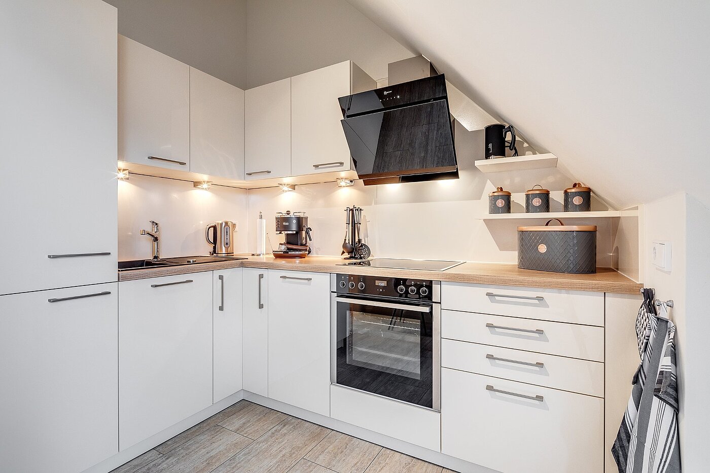 多层公寓 与 2.5 房间 | München-Moosach | 2012ML4 | ...voll ausgestattet