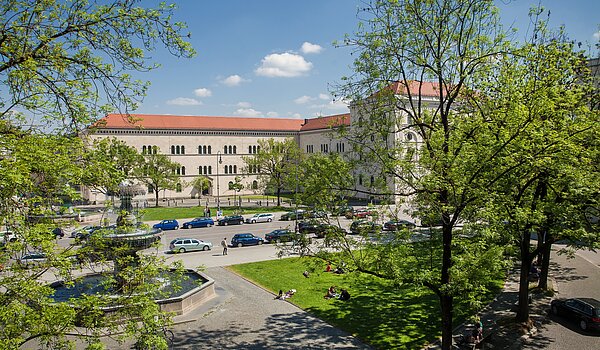 多层公寓 与 1 房间 | München-Maxvorstadt | 70165 | Bildung...