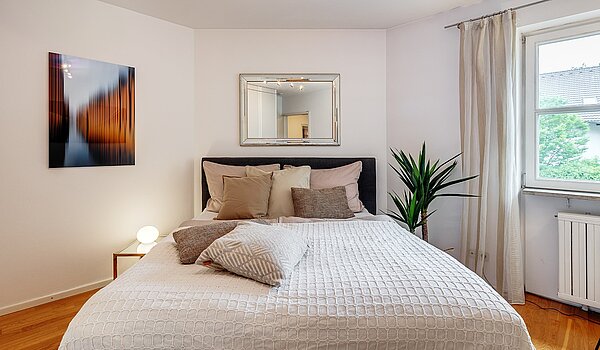 多层公寓 与 3 房间 | München-Harlaching | 2108ML3 | Helles Schlafzimmer...