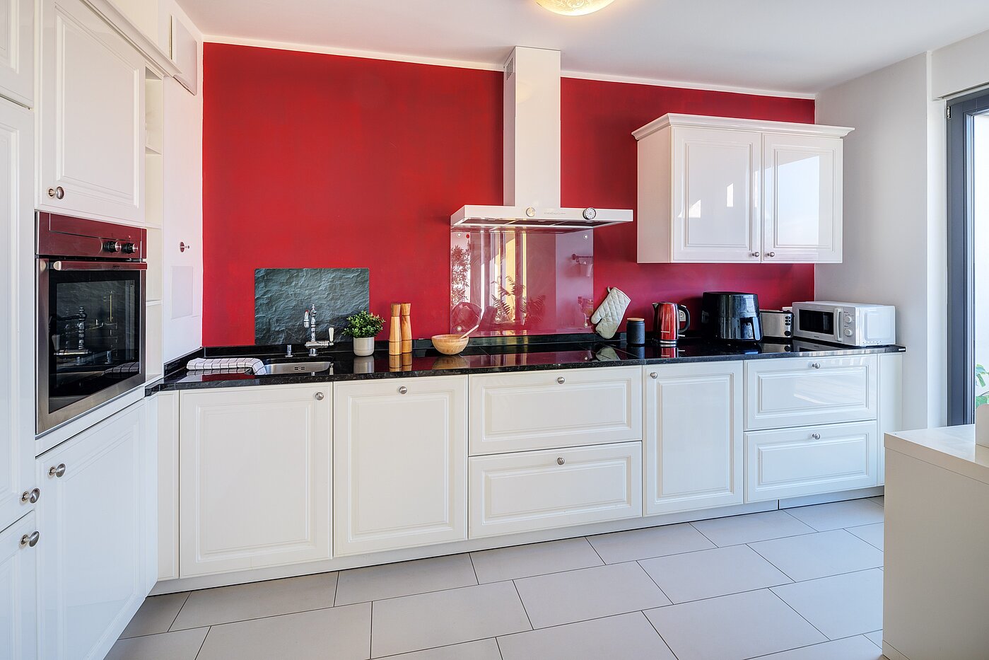 阁楼公寓 与 3 房间 | München-Riem | 701701 | ...offener Küche mit...