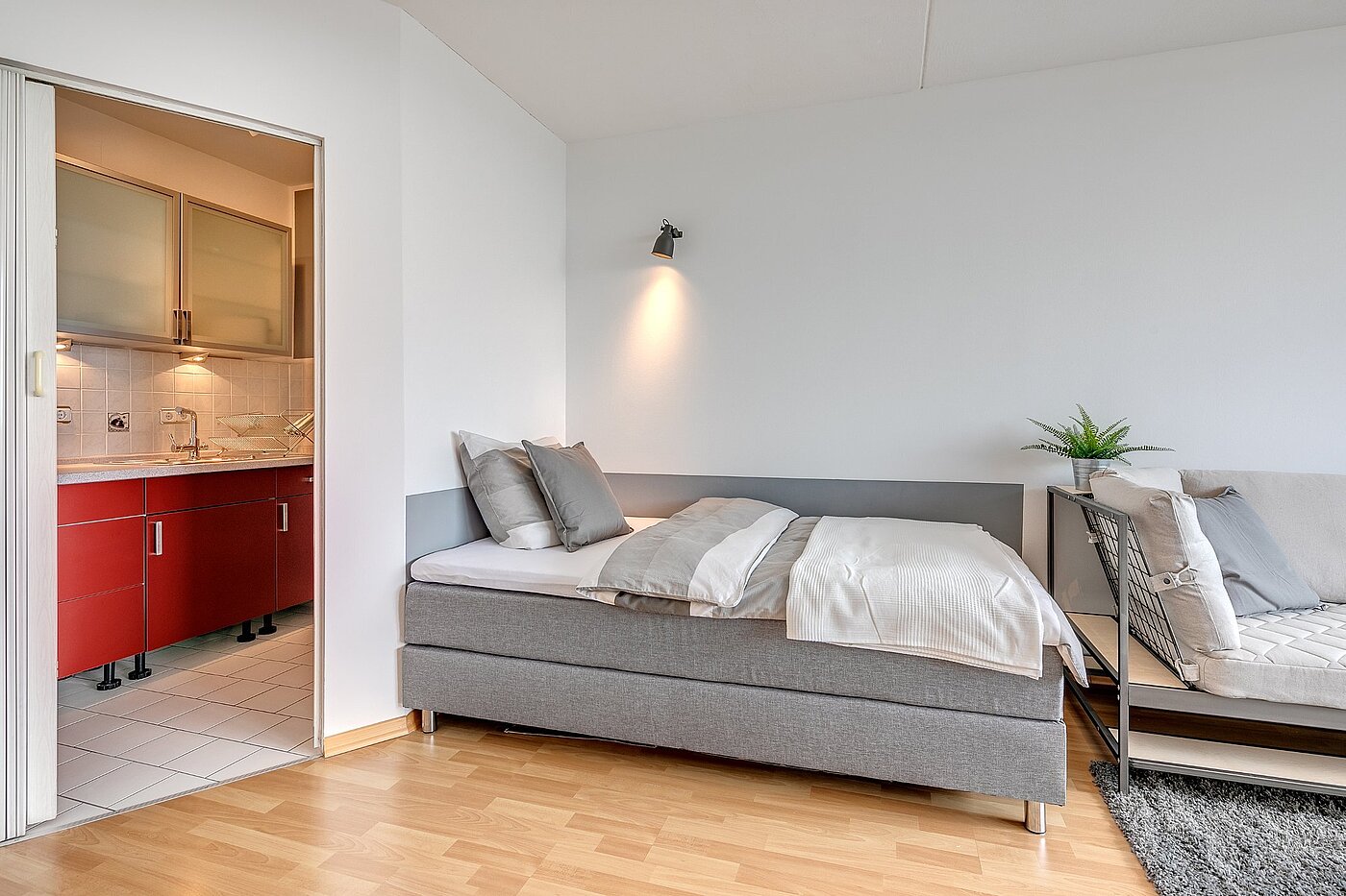 多层公寓 与 1 房间 | München-Moosach | 1903ML3 | Blick in die Küche