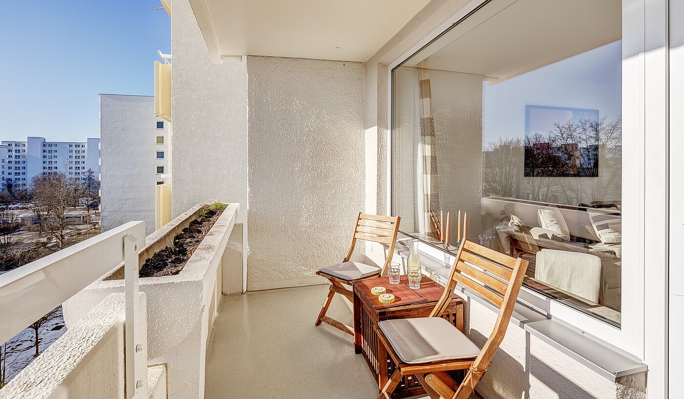 多层公寓 与 3.5 房间 | Haar | 2201ML5 | ...mit Südwest-Loggia und...