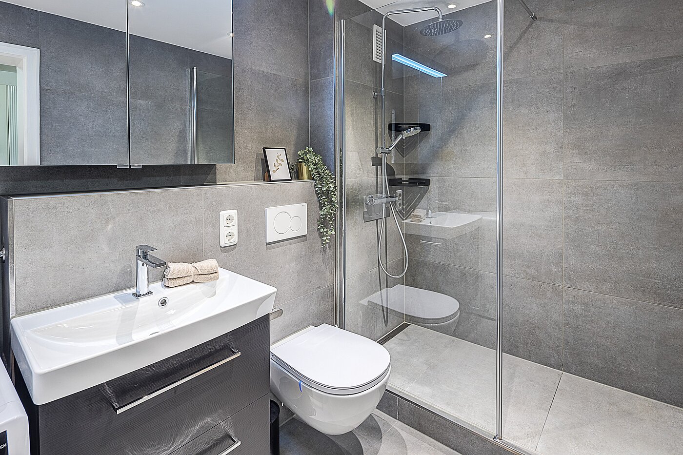多层公寓 与 2 房间 | München-Perlach | 70300 | Badezimmer...