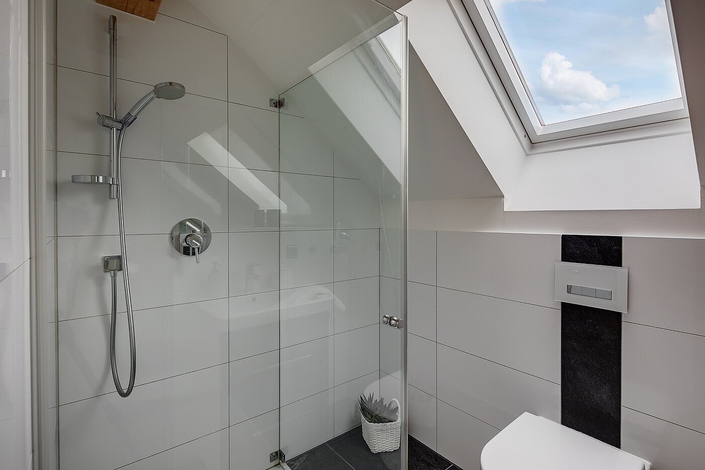 联排别墅 与 5 房间 | München-Aubing | 1905ML4 | Duschbad im DG