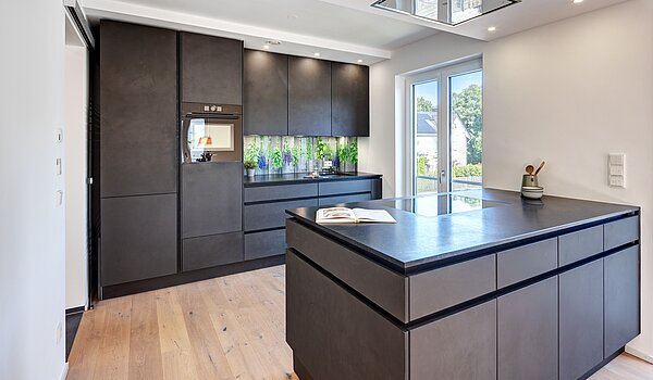 复式公寓 与 4 房间 | München-Obermenzing | 701553 | ...mit freistehender Kochinsel