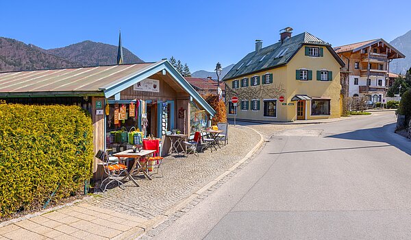 多户住宅 与 11 房间 | Rottach-Egern | 70215 | Eigene Bootshütte