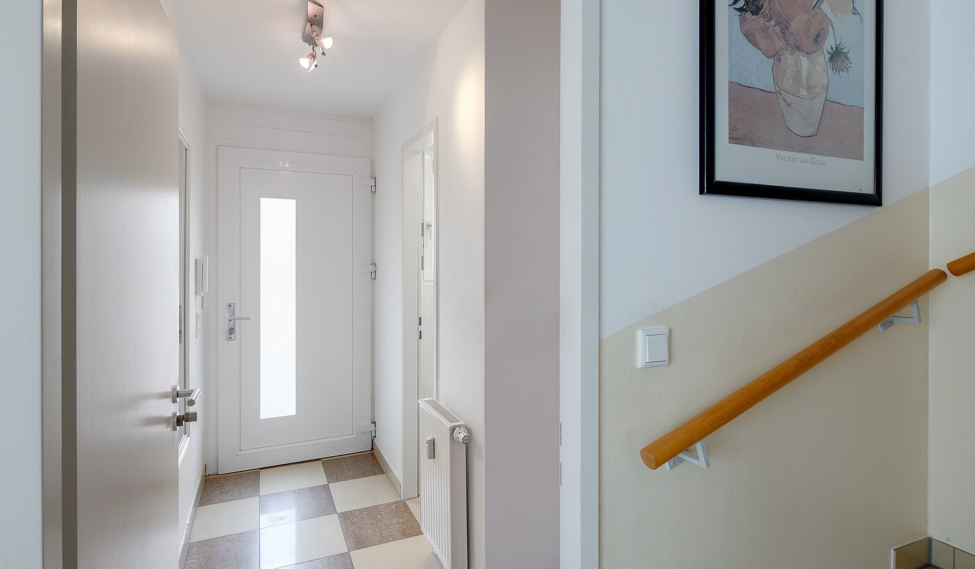 联排别墅 与 5 房间 | Unterföhring | 70119 | Eingangsbereich