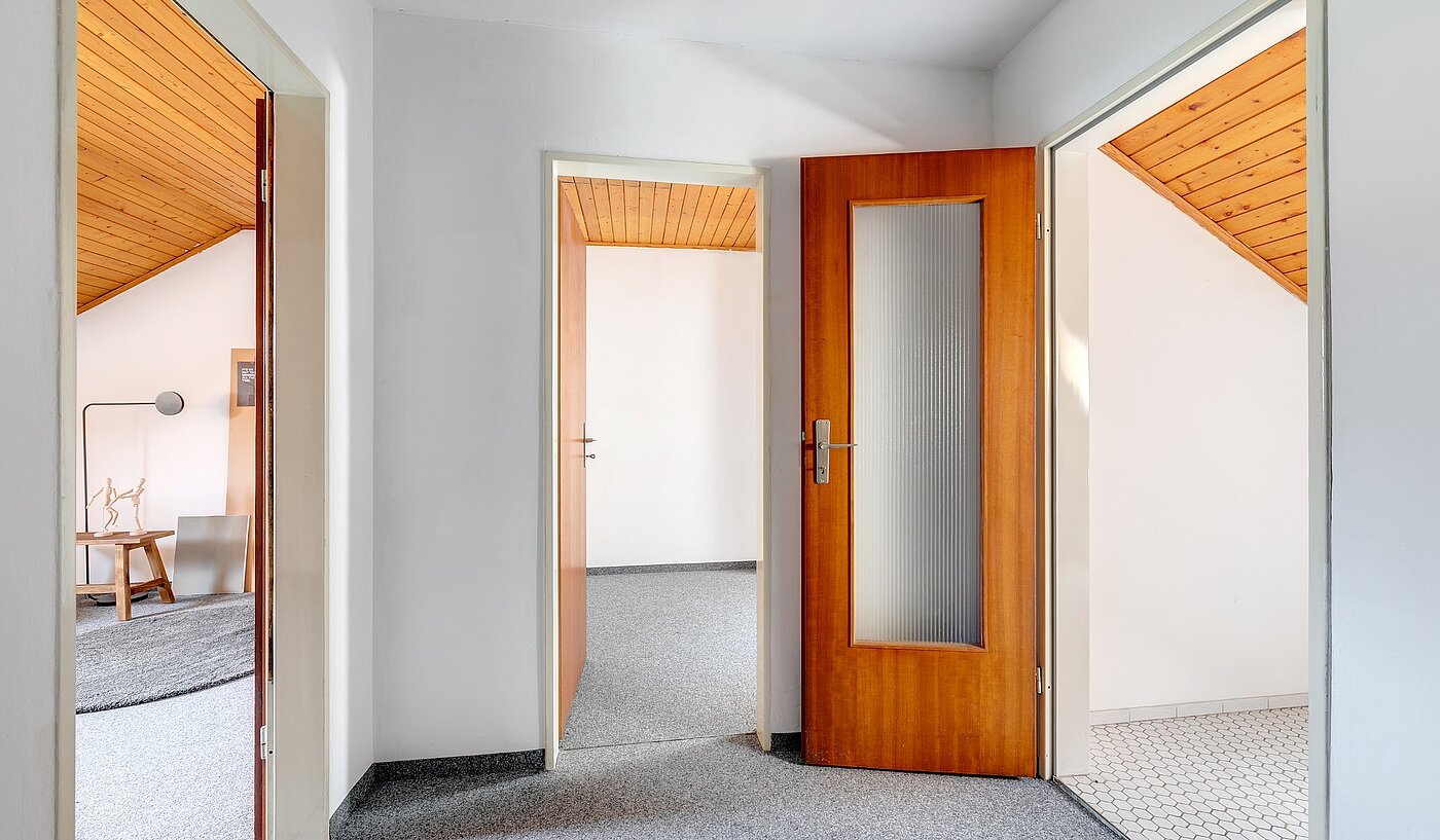 排式中层住宅 与 5 房间 | München-Obermenzing | 1907ML6 | Dachgeshoss