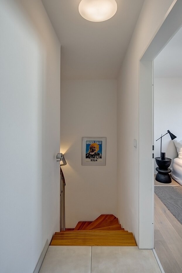多层公寓 与 4 房间 | Ismaning | 700081 | Treppe ins Obergeschoss
