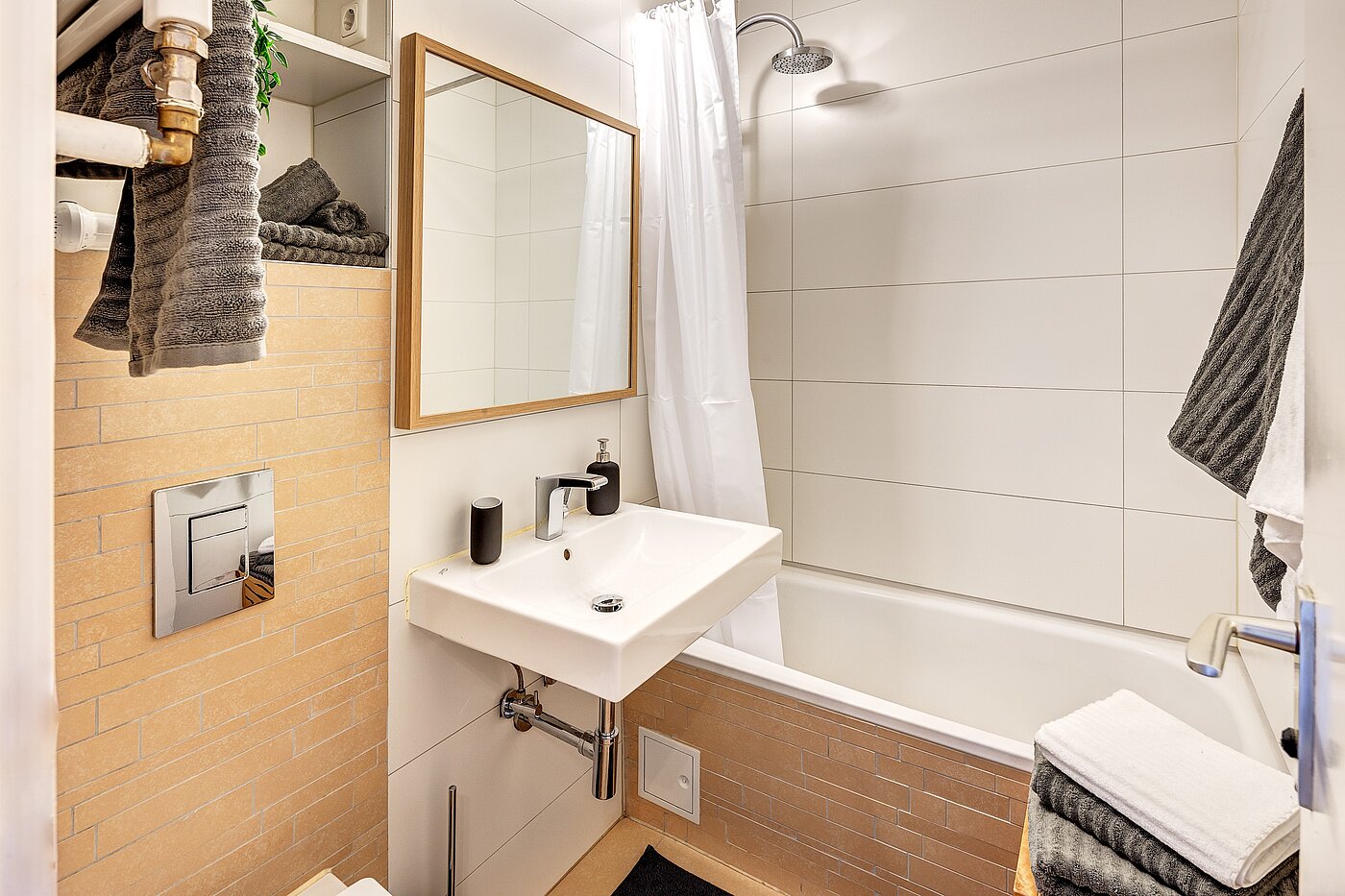 多层公寓 与 1 房间 | München-Schwabing | 2210ML3 | Bad mit Wanne...