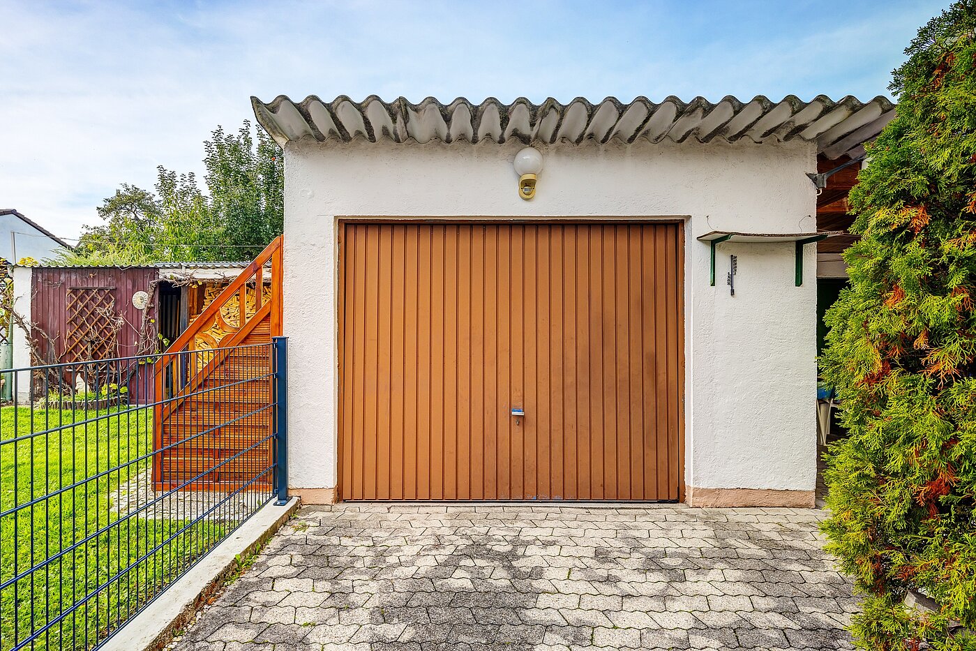 独栋住宅 与 6 房间 | Unterschleißheim | 2209ML7 | Garage
