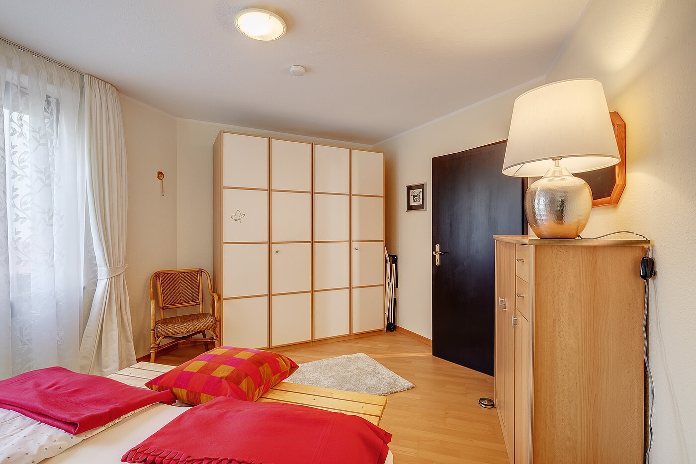 多层公寓 与 2 房间 | München-Schwabing | 2205ML62 | Platz für Ihre Kleidung