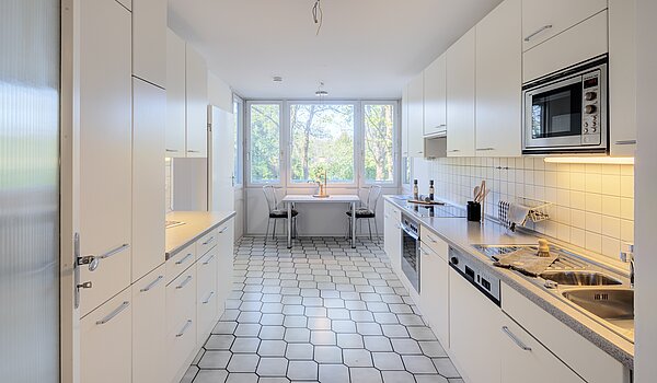 多层公寓 与 3.5 房间 | München-Bogenhausen | 703052 | Küche mit...
