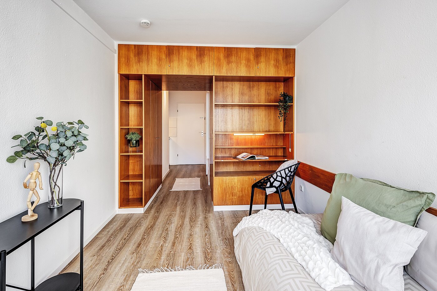 多层公寓 与 1 房间 | München-Maxvorstadt | 2110ML7 | Wohn-/ Schlafzimmer