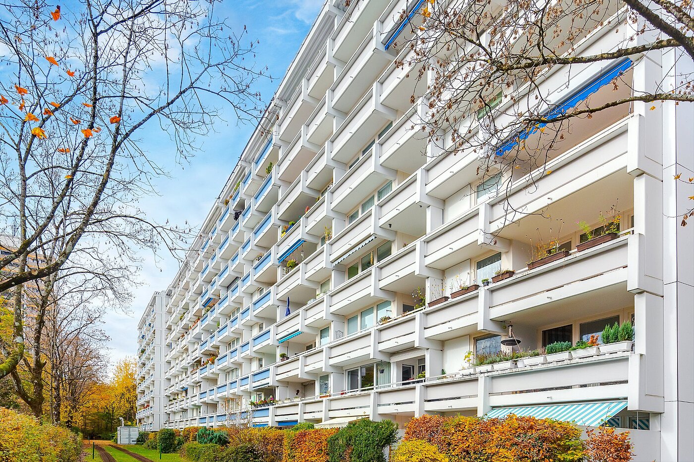 多层公寓 与 3 房间 | München-Perlach | 2010ML5 | Rückansicht