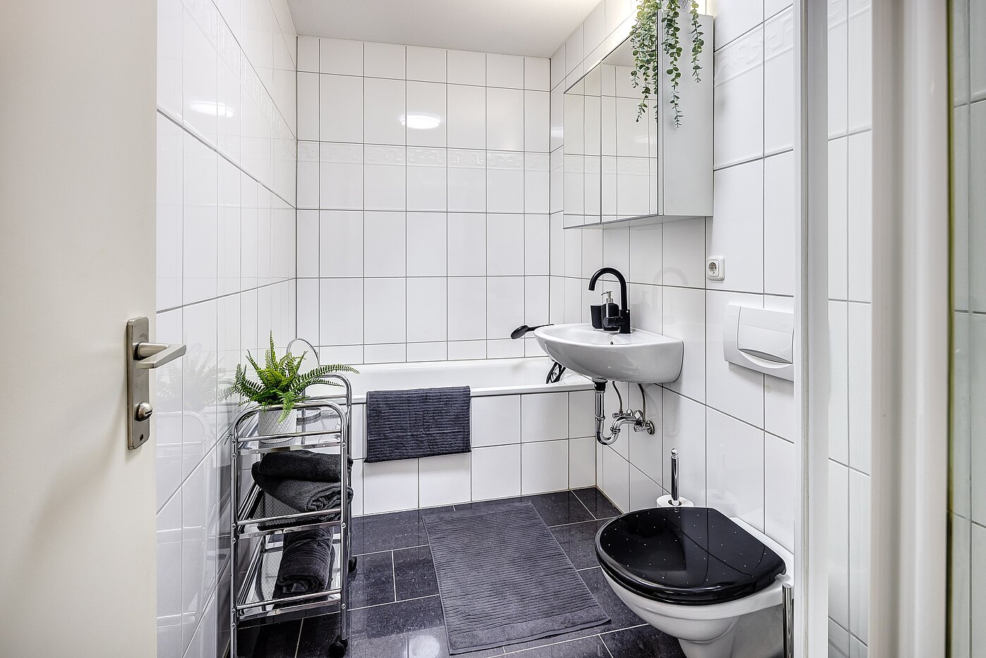 多层公寓 与 1.5 房间 | München-Au | 2112ML2 | Bad mit Badewanne...