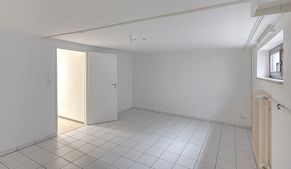 排式中层住宅 与 5 房间 | Unterschleißheim | 70187 | ...beheizbar und mit Fenster