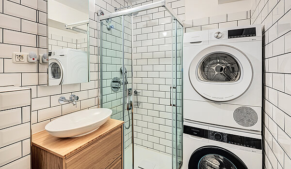 多层公寓 与 3 房间 | München-Au | 70447 | Badezimmer mit Waschmaschine