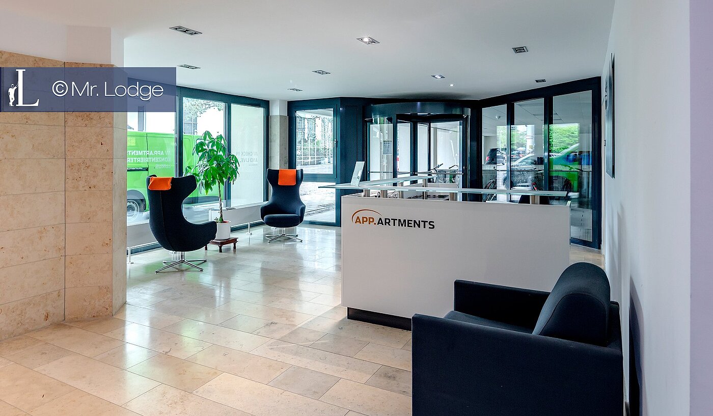 多层公寓 与 1 房间 | München-Bogenhausen | 1802ML4 | Empfangsbereich mit Concierge