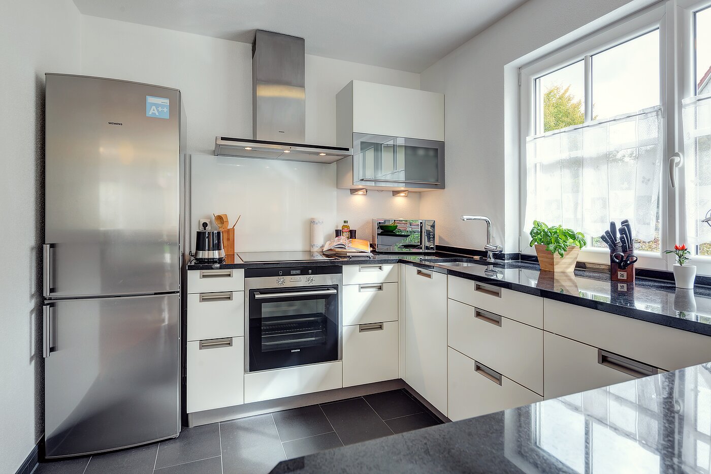 多层公寓 与 4 房间 | München-Forstenried | 2209ML6 | ...voll ausgestattet