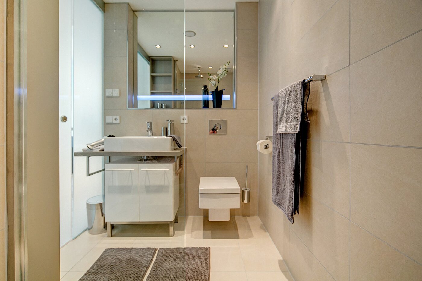 多层公寓 与 1 房间 | München-Bogenhausen | 1807ML5 | Duschbad mit Glasschiebetür...